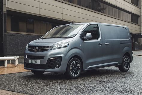 Vauxhall Vivaro van review (2023) .